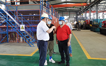 Medline Leaders Visit Our Company for Inspection and Express High Appreciation and Evaluation